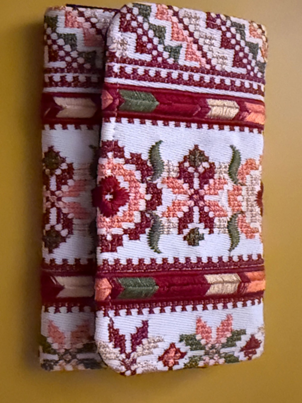 Thobe- tatreez Palestinians Embroidered Fold-Over Clutch Wallet in Cream and Red